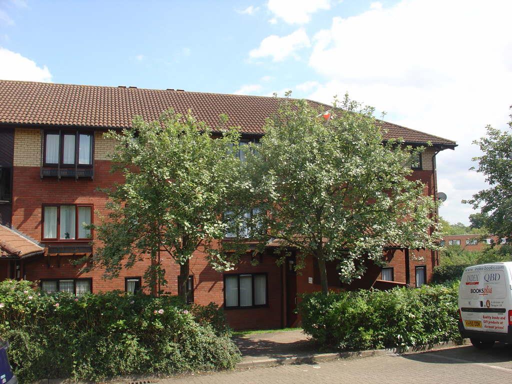 2 bed property in Troutbeck, Milton Keynes